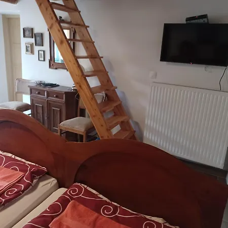 Apartment Kondas Haz *