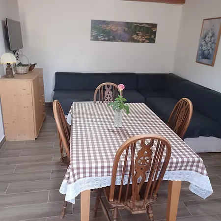 Kondas Haz Apartment